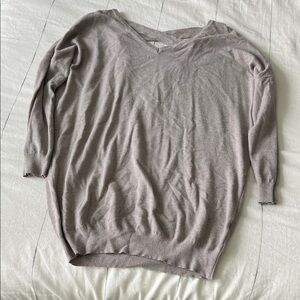 Woven Heart V-Neck Sweater - Soft Taupe